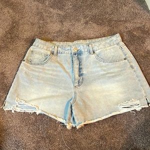 No Boundaries size 13 Shorts